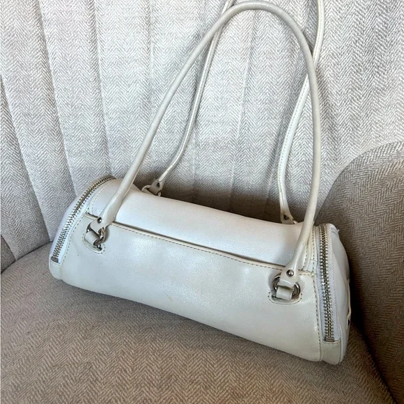 Y2K East West Leather Vintage Shoulder Bag with Buckle Silver Hardware - Picture 3 of 12